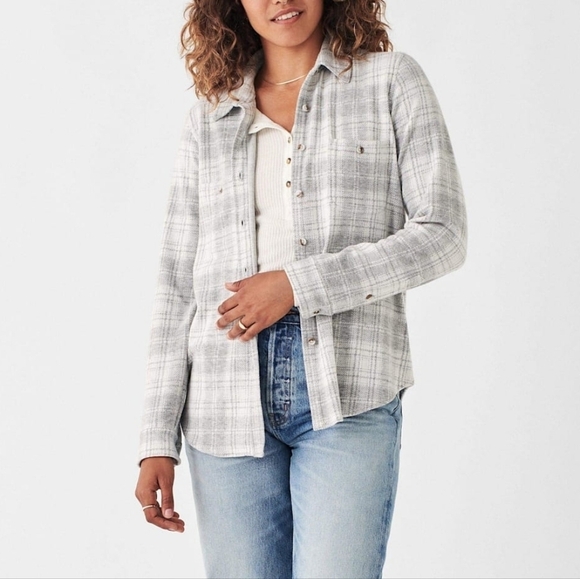 Faherty Tops - NEW Faherty Legend Sweater Shirt Button-Up Winter Clouds Plaid Gray Cream Med